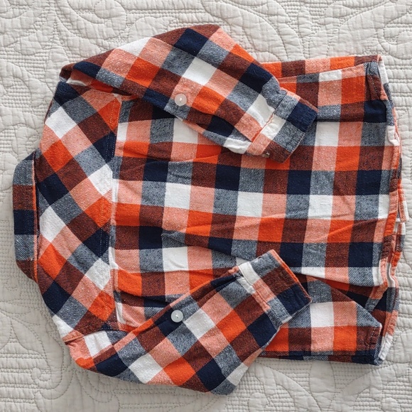 CALVIN KLEIN Button Down - Picture 2 of 3